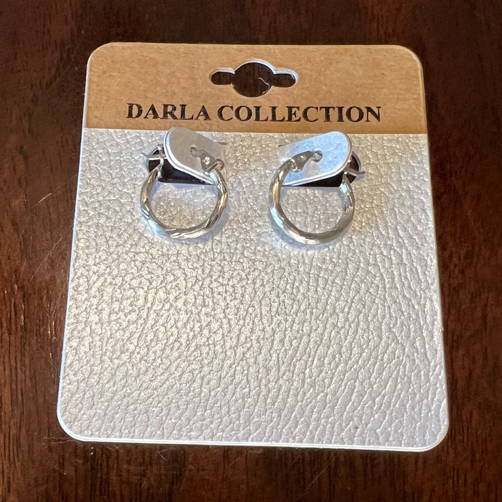 Darla Collection Silver Tone Hoop Earrings - Picture 2 of 5
